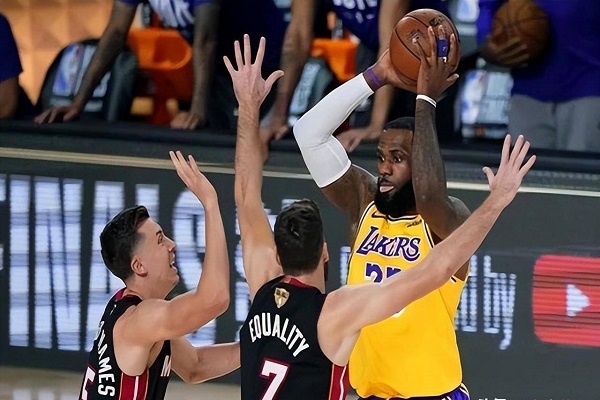 凯尔特人vs76人直播